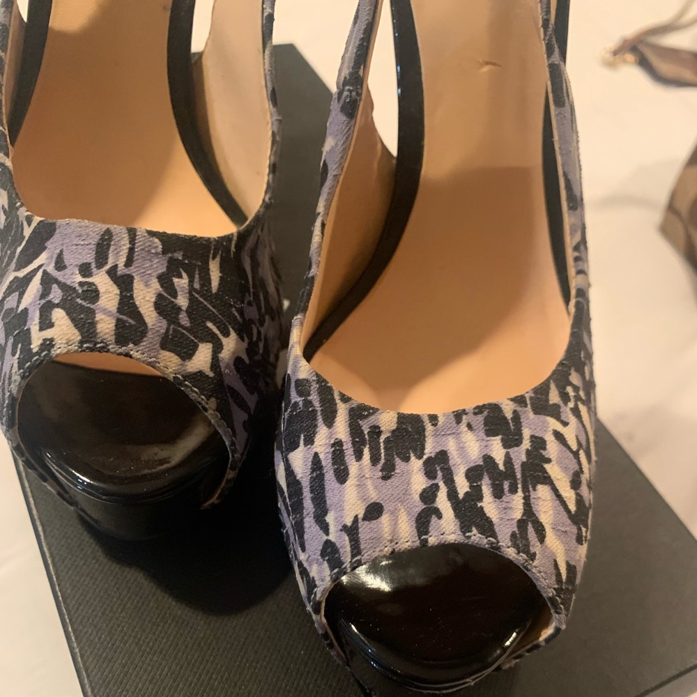 GUESS HEELS - Picture 2 of 5